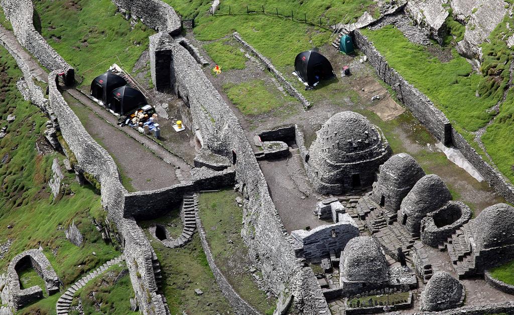 Mark Hamill saved by guide after slipping on dangerous Skellig Michael  while filming Star Wars: The Force Awakens, The Independent