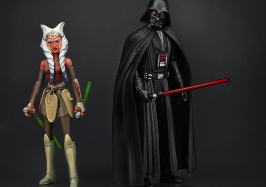 Rebels-Ahsoka-and-Darth-Vader-Action-Figures