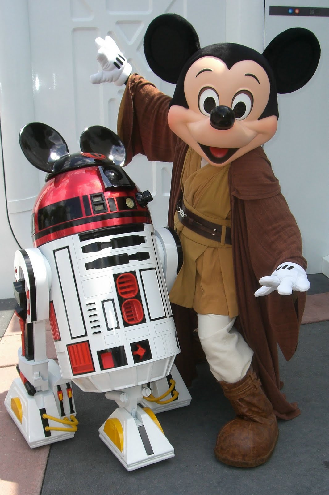mickey mouse star wars toys