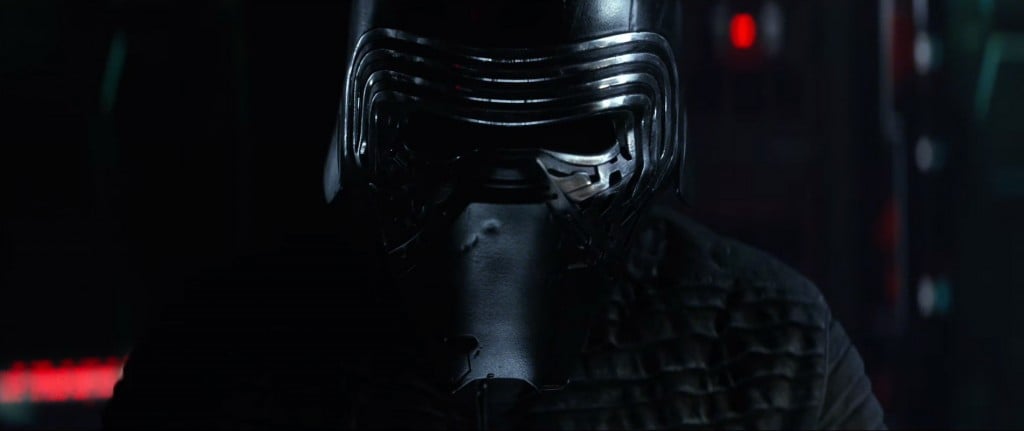 Star-Wars-7-Trailer-3-Kylo-Ren-Helmet