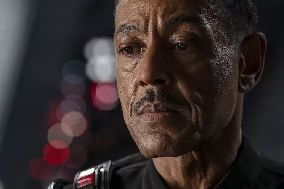 Moff Gideon (Giancarlo Esposito)