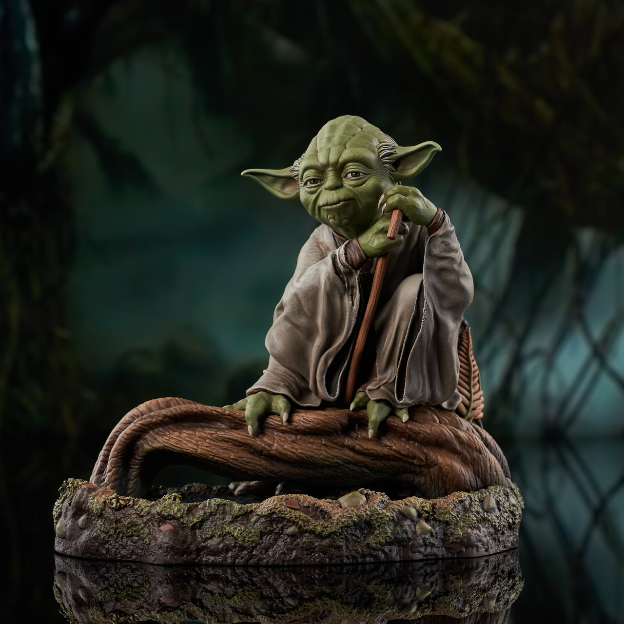 https://www.starwarsnewsnet.com/wp-content/uploads/2022/11/2022-Star-Wars-Gift-Guide-Star-Wars-The-Empire-Strikes-Back%E2%84%A2-Yoda%E2%84%A2-Milestones-Statue.jpg