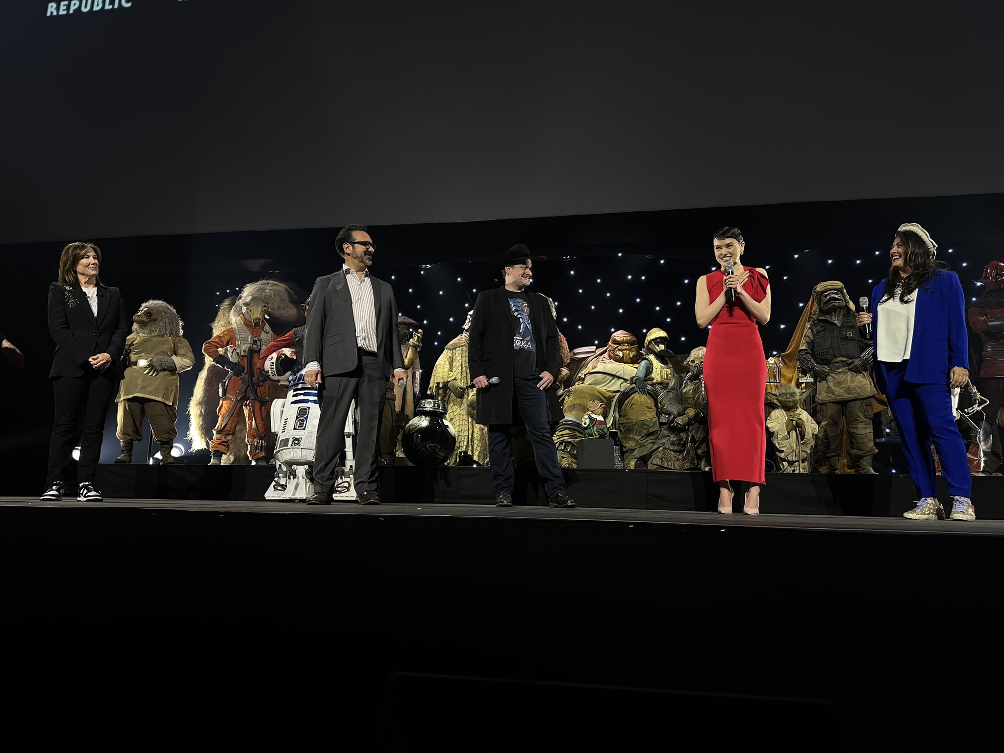 Star Wars': 2025 Movie May Star Woman of Color - Star Wars News Net