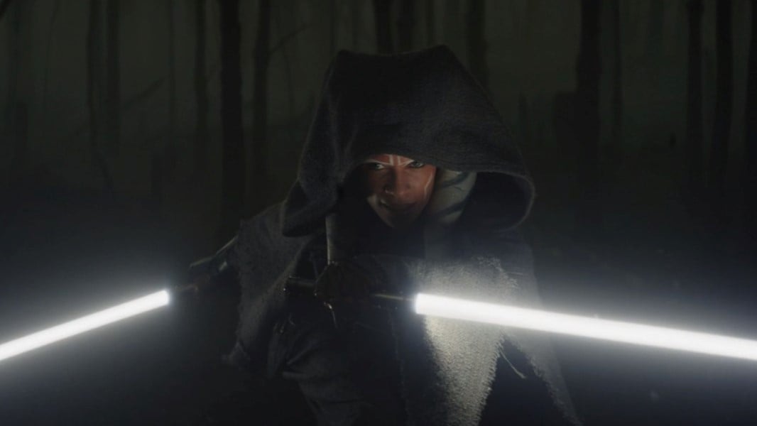 Ahsoka tano second sales lightsaber